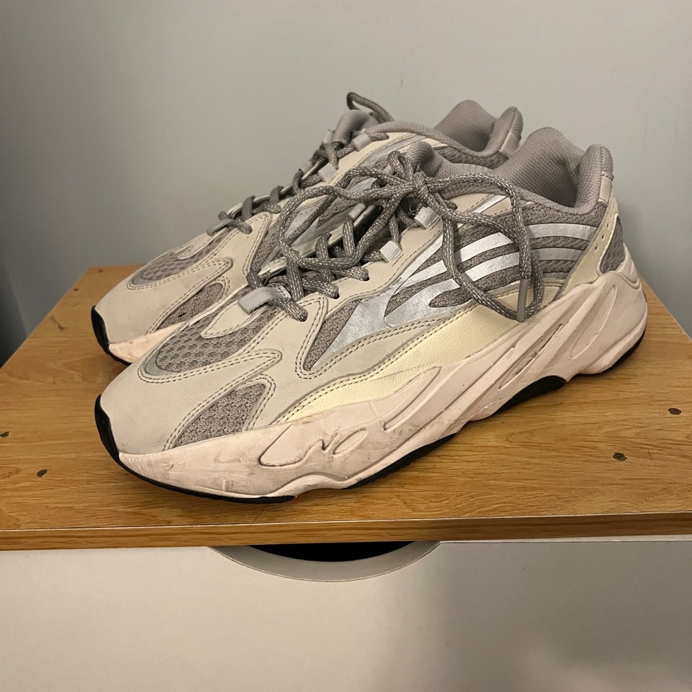 adidas Yeezy Boost 700 V2 Static